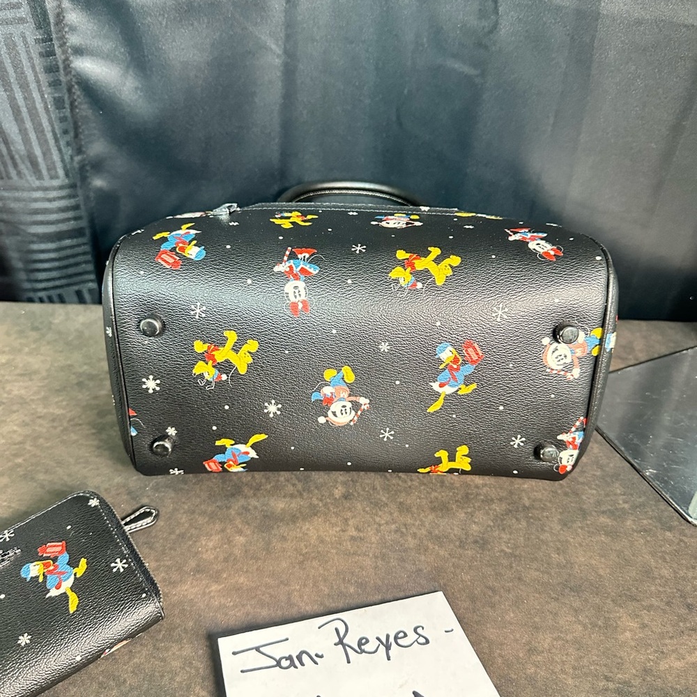 COACH Disney X Coach Rowan Satchel With Holiday Print Black and wallet 🥳 - Picture 9 of 15